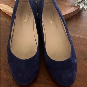 TOD’S Women's Deep Blue Suede Driving Shoes Size 37 Excellent